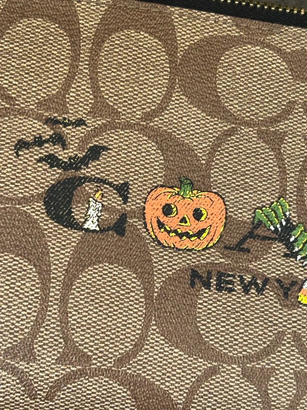 COACH large Halloween wristlet HTF - Picture 3 of 8